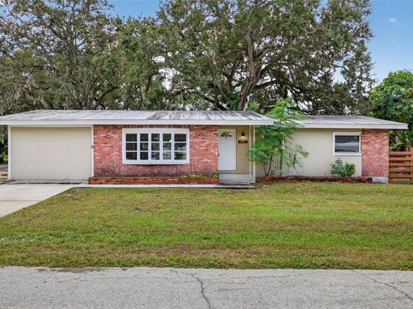 3711 PINELLAS AVENUE, SAFETY HARBOR, FL 34695