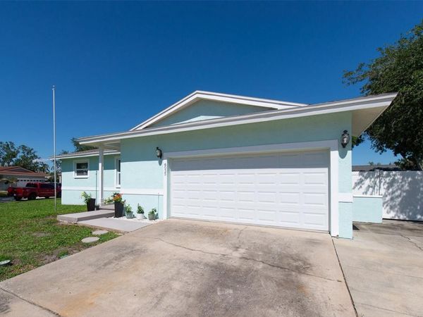 6035 19TH STREET NE, ST PETERSBURG, FL 33703
