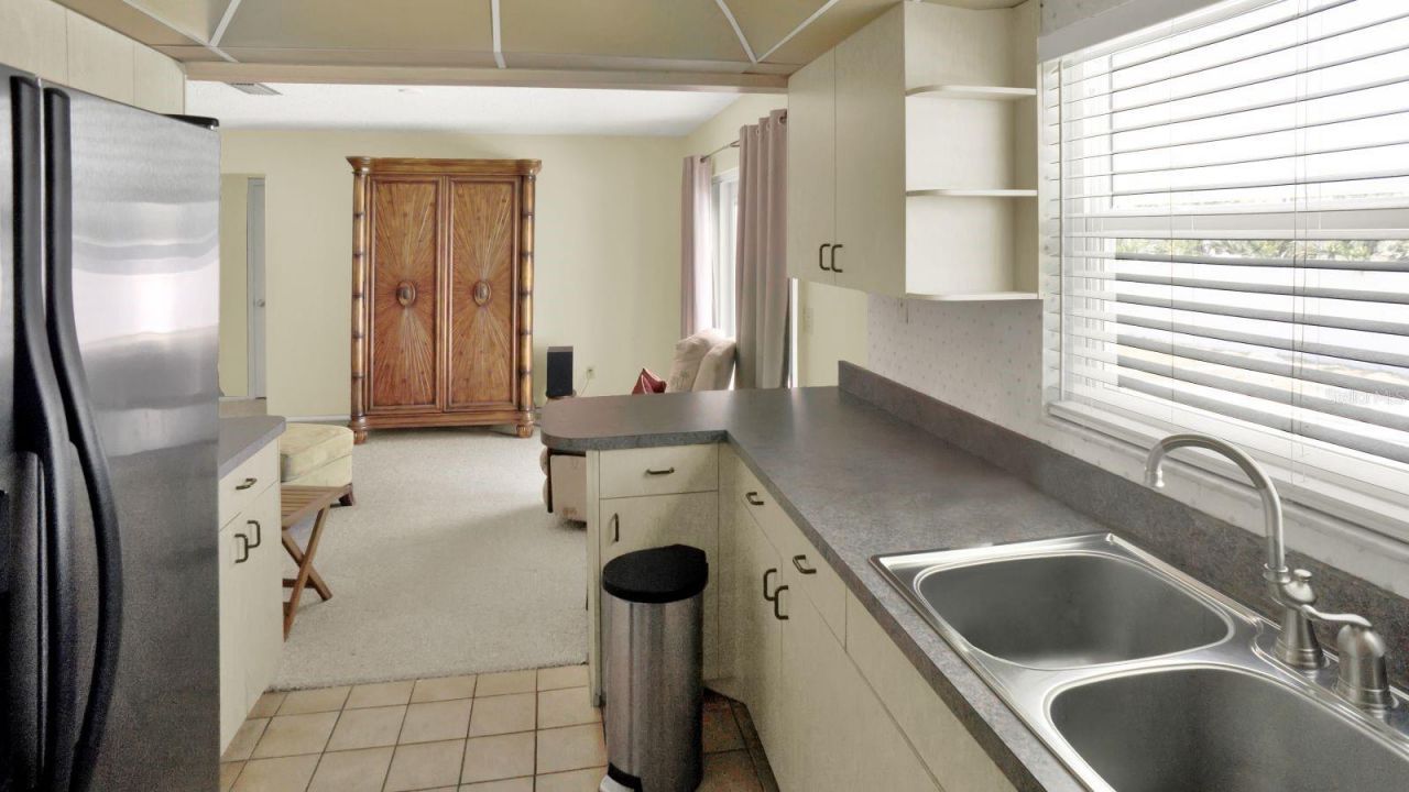 6035 19th Street Ne, Saint Petersburg, FL 33703 Photo