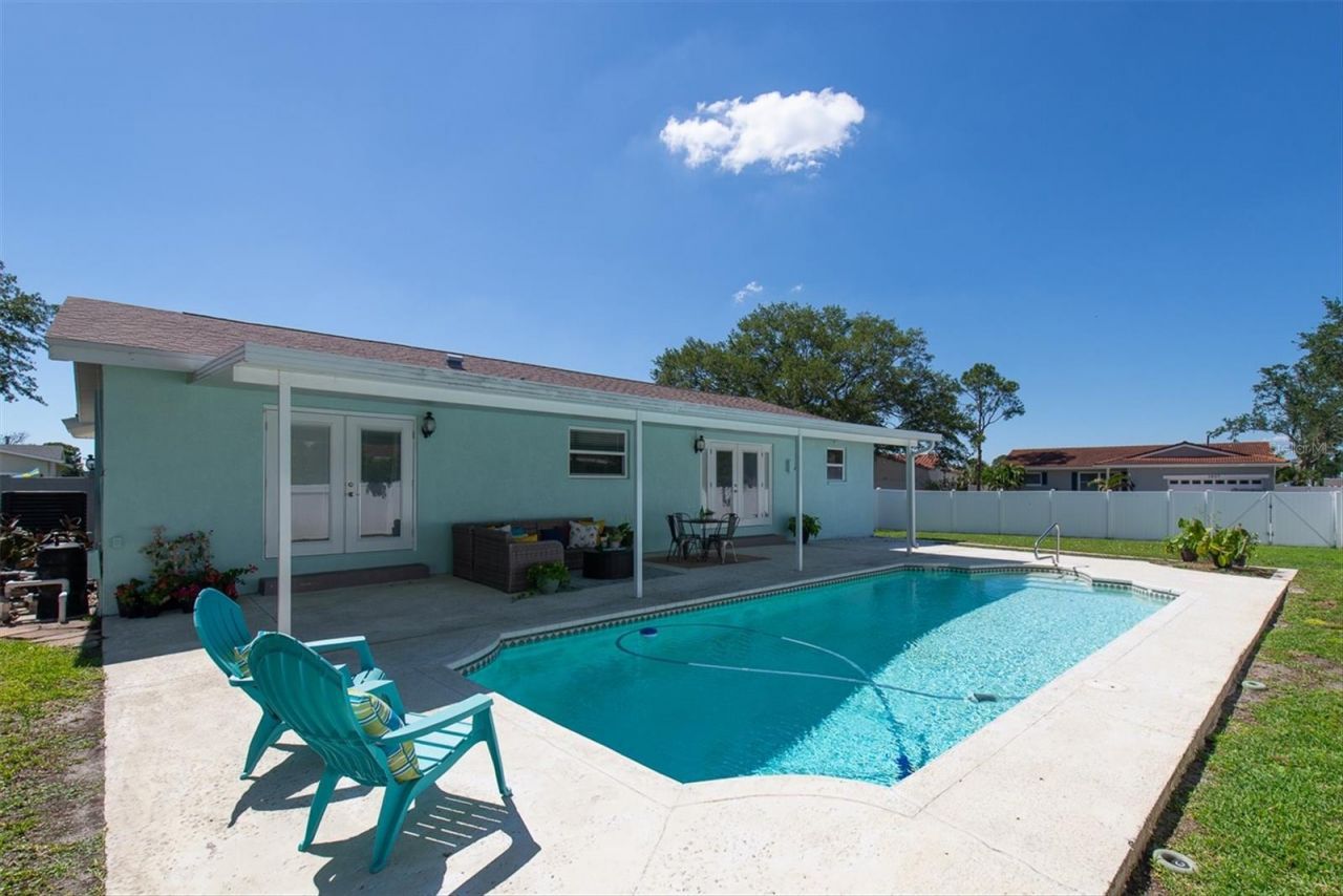 6035 19th Street Ne, Saint Petersburg, FL 33703 Photo