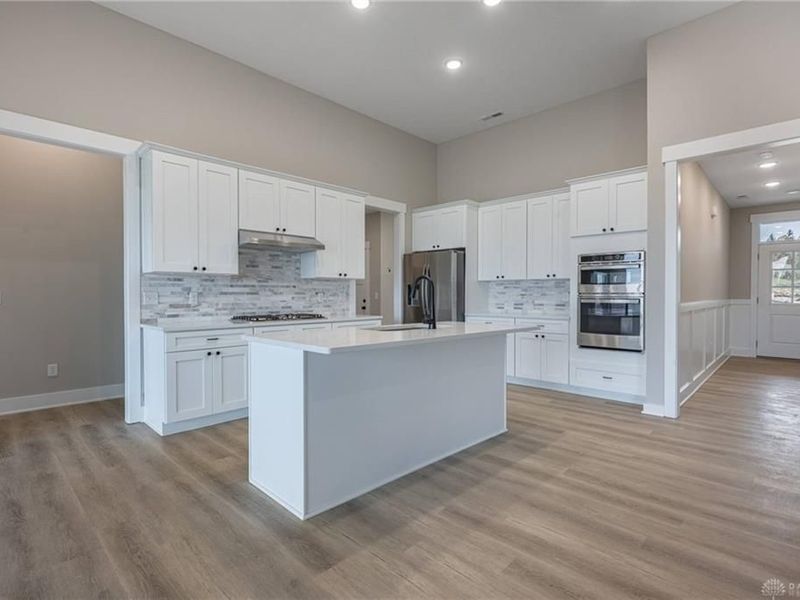 920 Wright Cycle Boulevard, Xenia, OH 45385 Photo 5