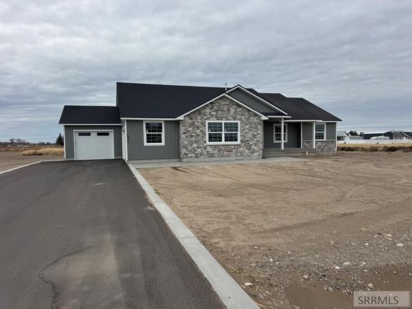 1576 N 835 E, SHELLEY, ID 83274