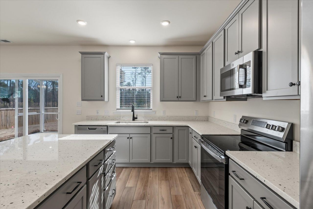 206 Palfrey Drive Photo 16