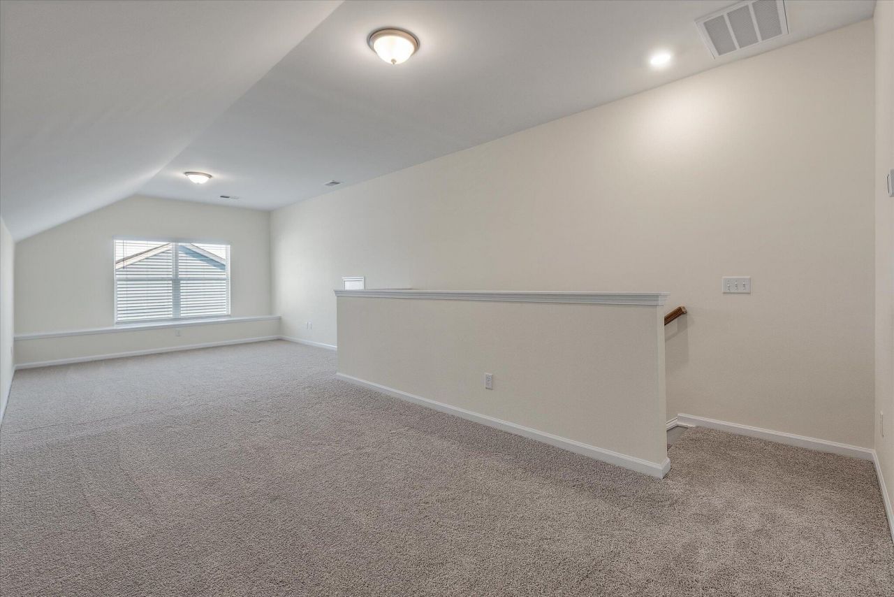 206 Palfrey Drive Photo 32