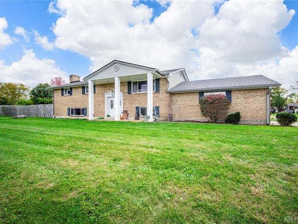 3653 Navara Drive, Beavercreek, OH 45431