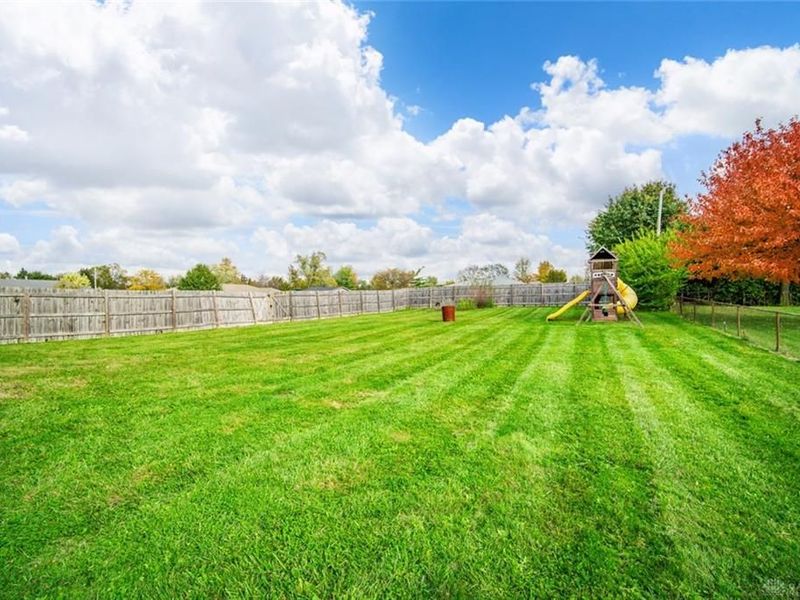 3653 Navara Drive, Beavercreek, OH 45431 Photo 41