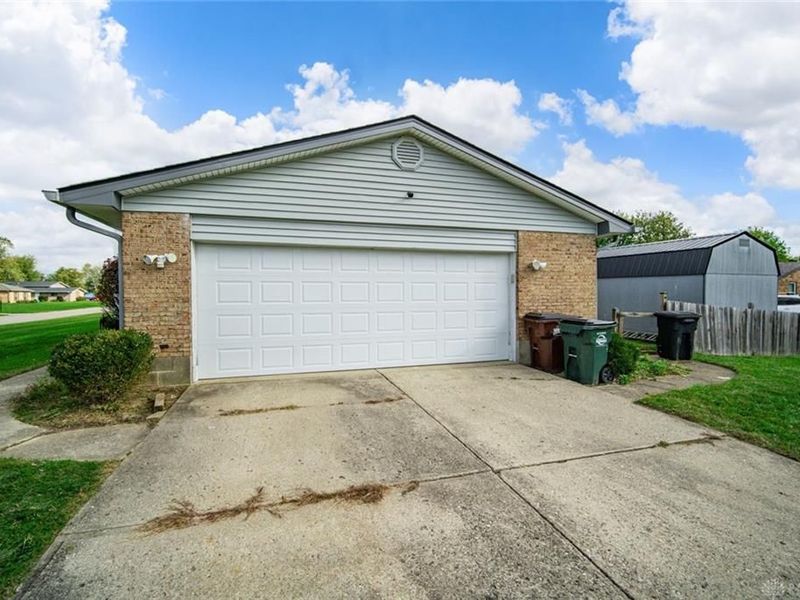 3653 Navara Drive, Beavercreek, OH 45431 Photo 42