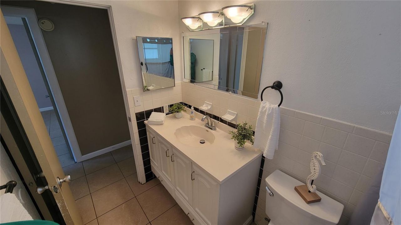 432 Crosby Court, Sarasota, FL 34237 Photo