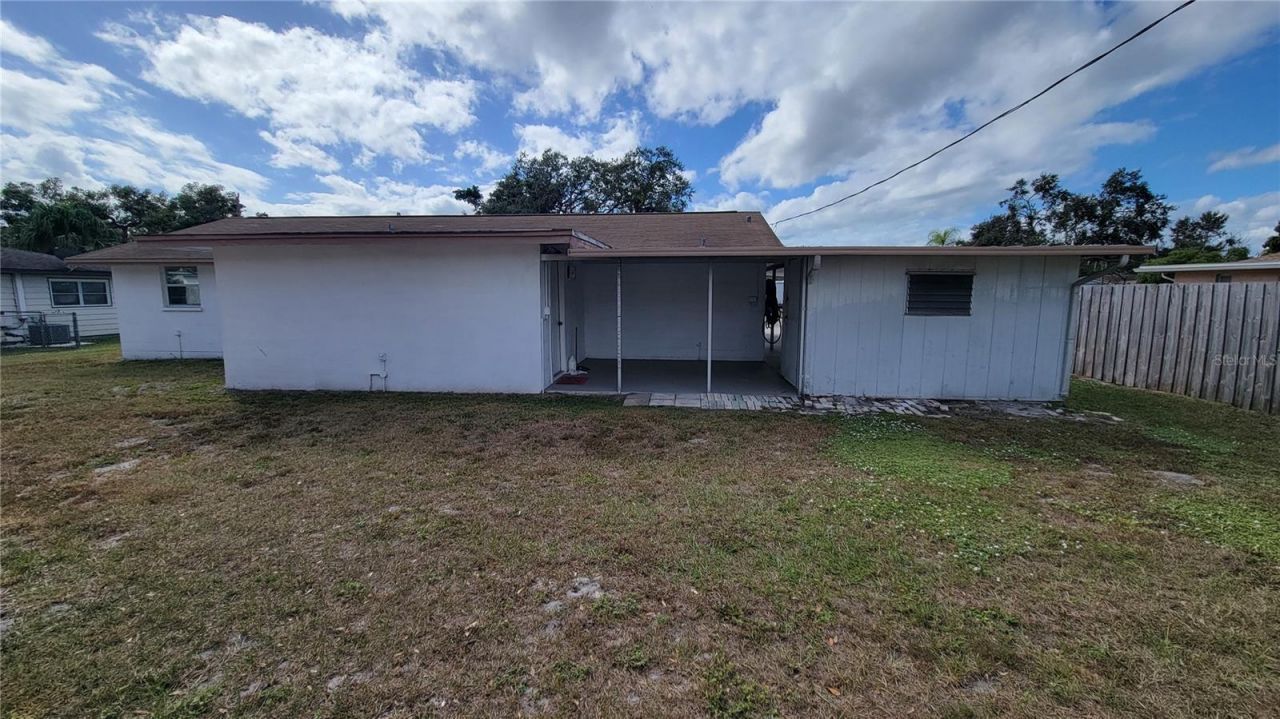 432 Crosby Court, Sarasota, FL 34237 Photo