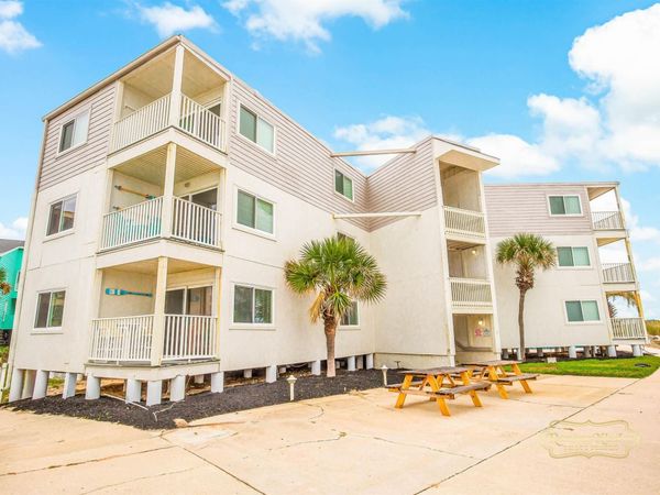 6302 N Ocean Blvd., Unit F-1, North Myrtle Beach, SC 29582