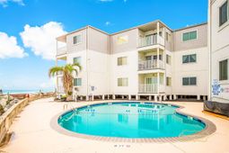 6302 N Ocean Blvd. photo 4