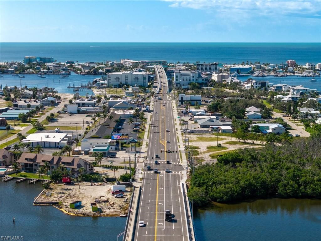 18850 San Carlos Blvd, Fort Myers Beach, FL 33931 Photo