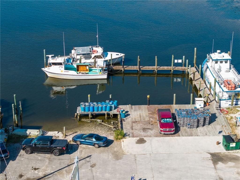 18850 San Carlos Blvd, Fort Myers Beach, FL 33931 Photo