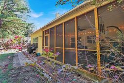 5436 Altamaha Drive photo 4