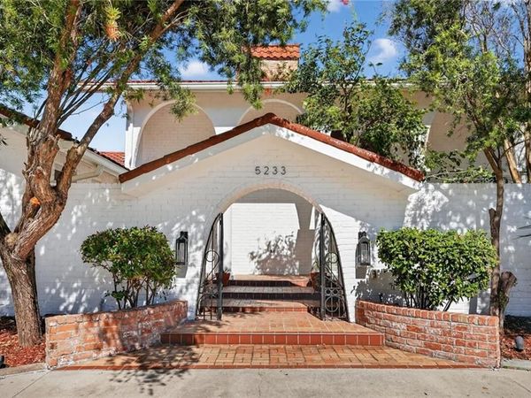 5233 CLEVELAND Place, Metairie, LA 70003