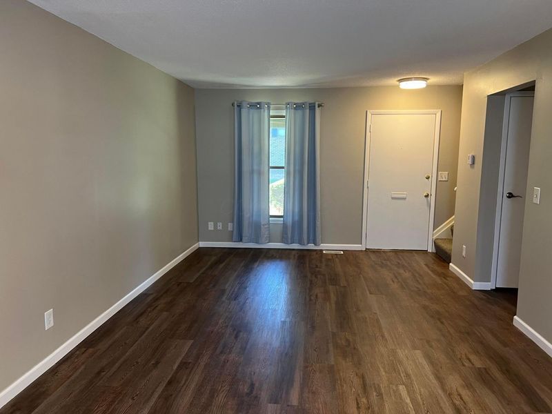 1590 Jacqueline Court, Columbus, OH 43232 Photo 4