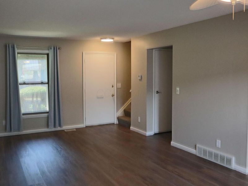 1590 Jacqueline Court, Columbus, OH 43232 Photo 5