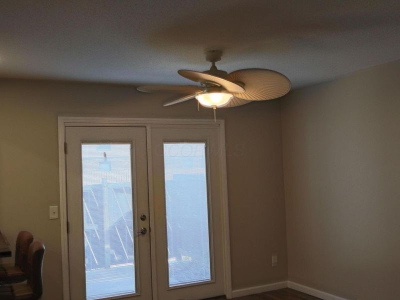 1590 Jacqueline Court, Columbus, OH 43232 Photo 6