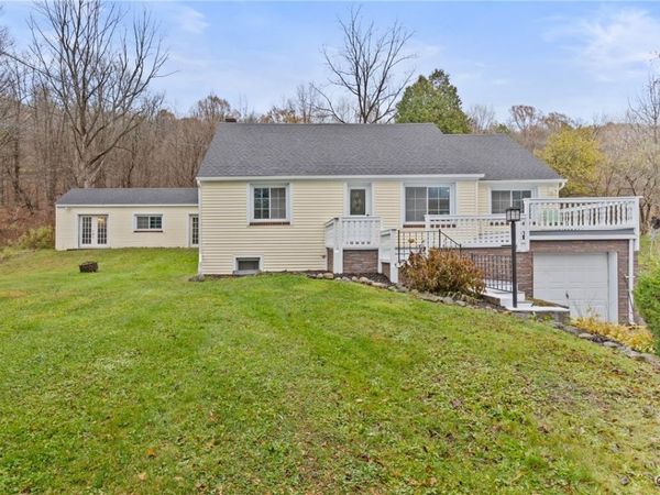3860 S Street Road, Marcellus, NY 13108