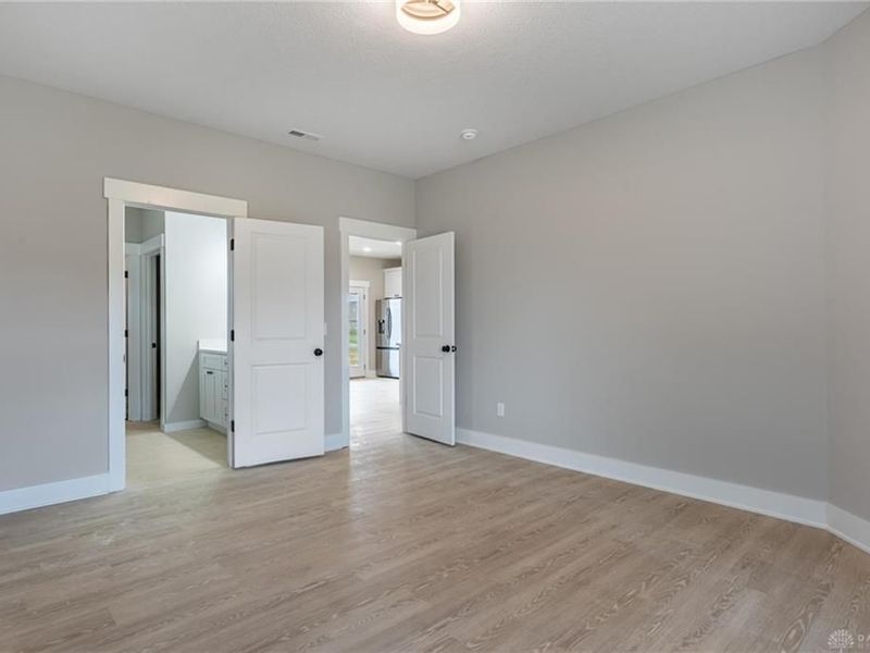 926 Wright Cycle Boulevard, Xenia, OH 45385 Photo 9