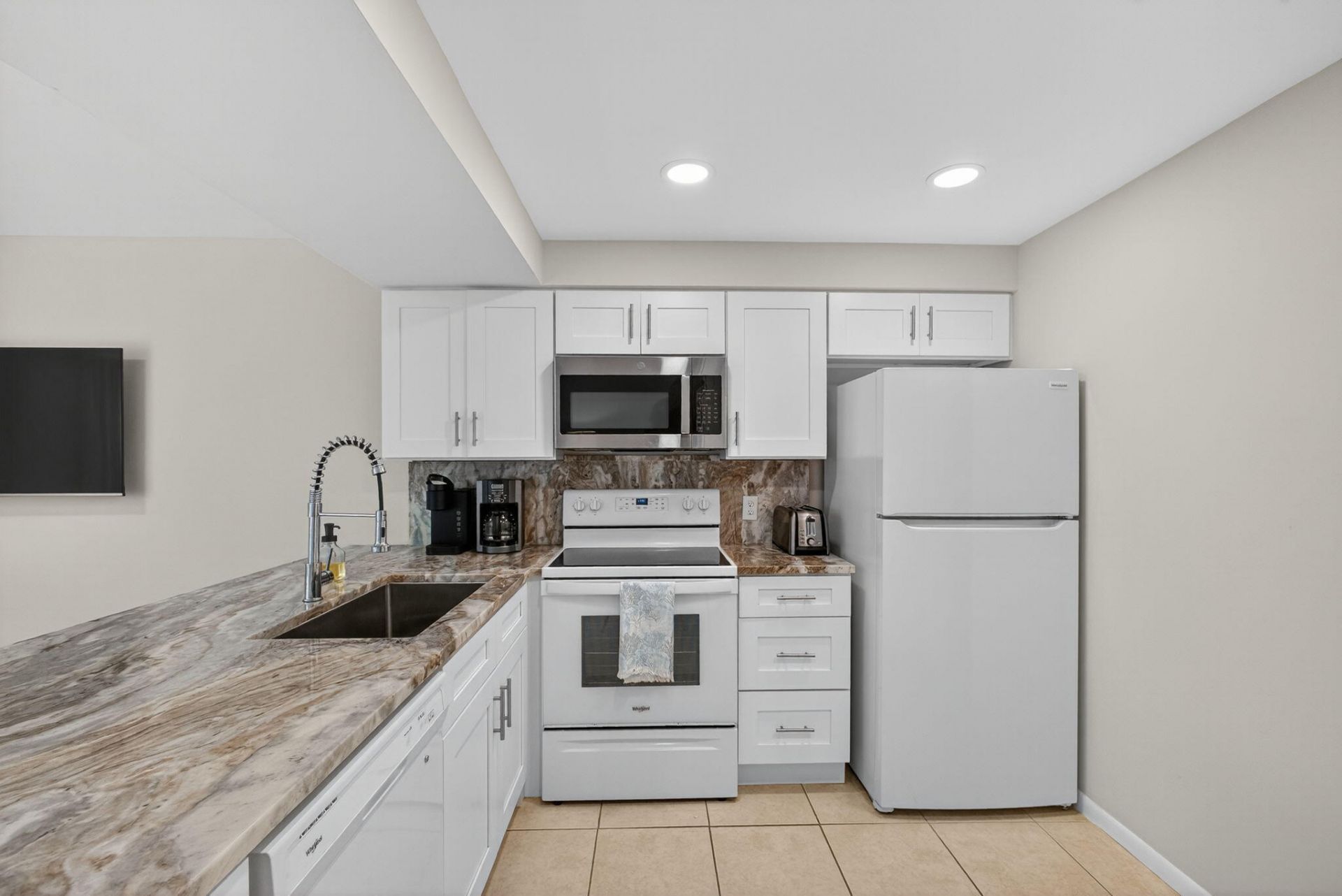 1605 S Us Highway 1, Unit F204, Jupiter, FL 33477 Photo