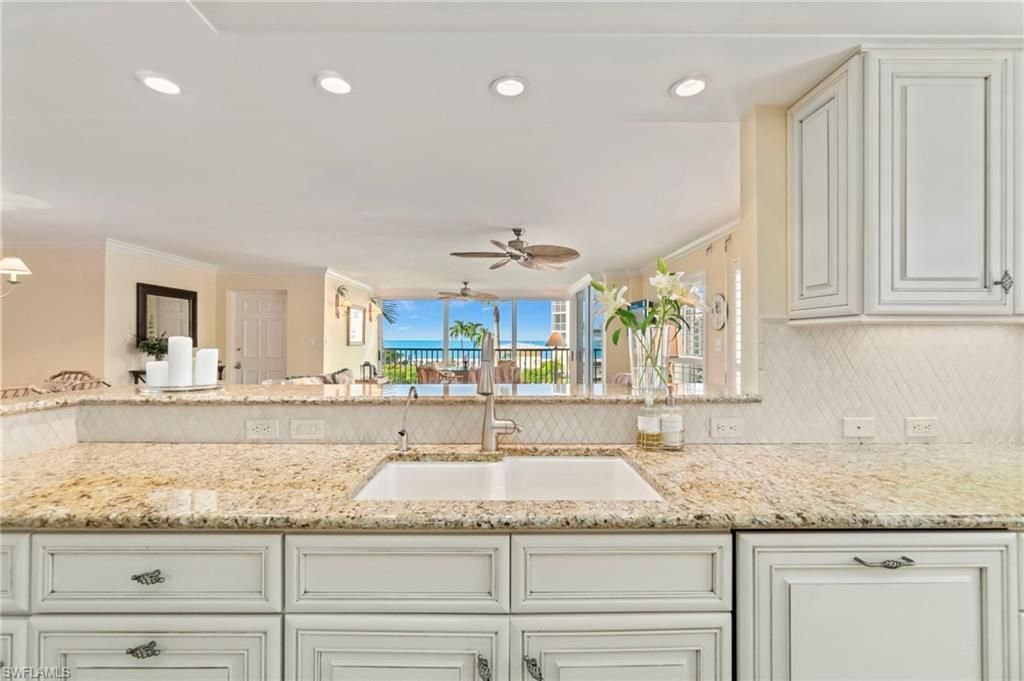 3483 Gulf Shore Blvd N, Unit 105, Naples, FL 34103 Photo