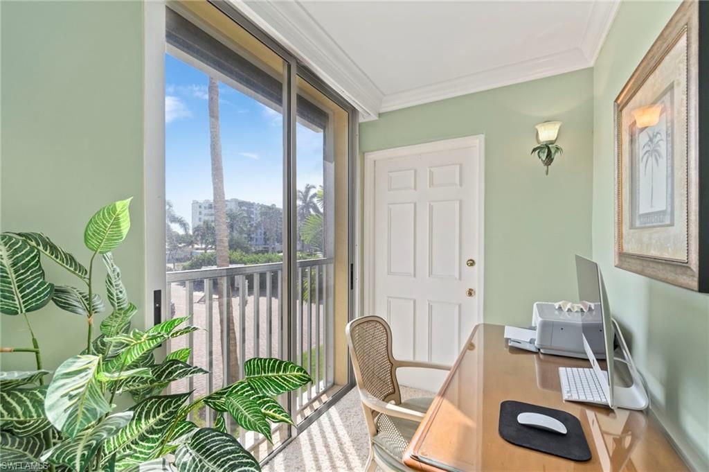 3483 Gulf Shore Blvd N, Unit 105, Naples, FL 34103 Photo