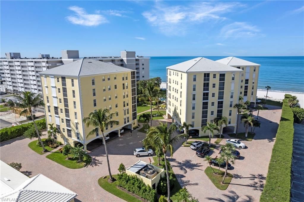 3483 Gulf Shore Blvd N, Unit 105, Naples, FL 34103 Photo