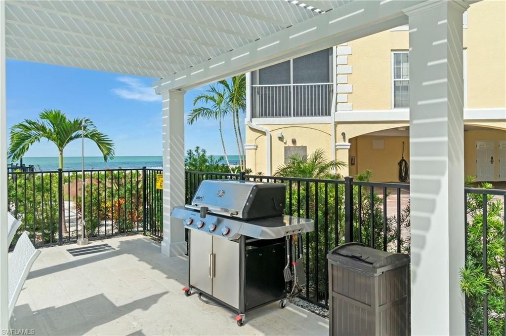 3483 Gulf Shore Blvd N, Unit 105, Naples, FL 34103 Photo