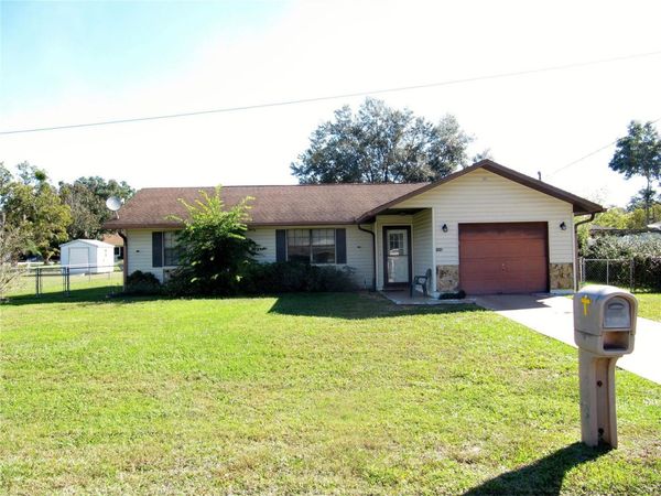 11815 SE 84TH AVENUE, BELLEVIEW, FL 34420