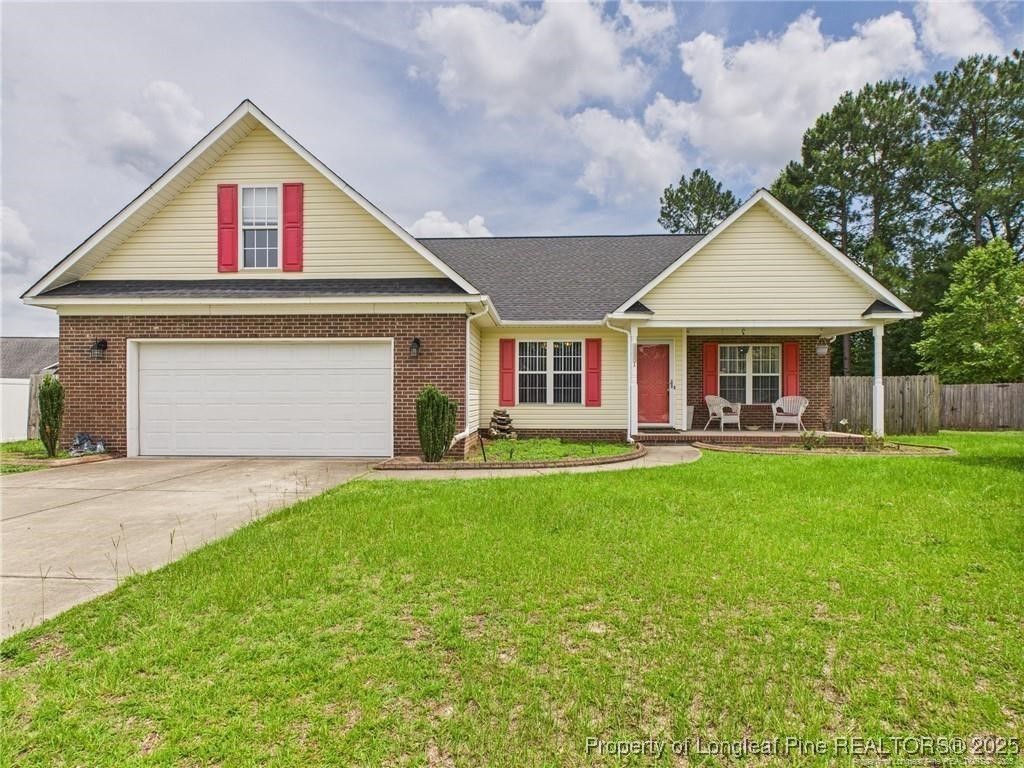 2321 Foster Gwin Lane, Fayetteville, NC 28304 Main Photo