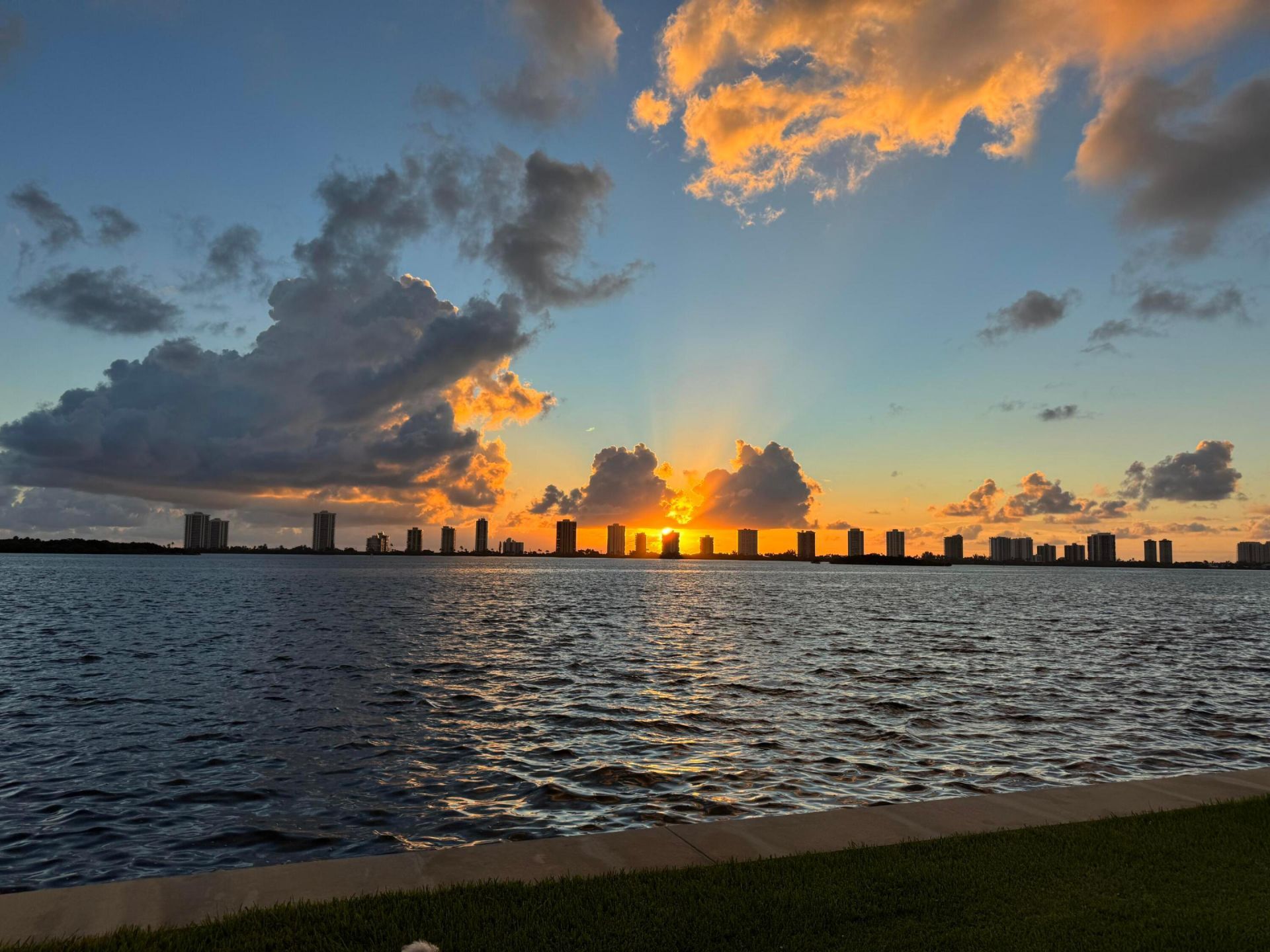 105 Paradise Harbour Boulevard, Unit 206, North Palm Beach, FL 33408 Photo