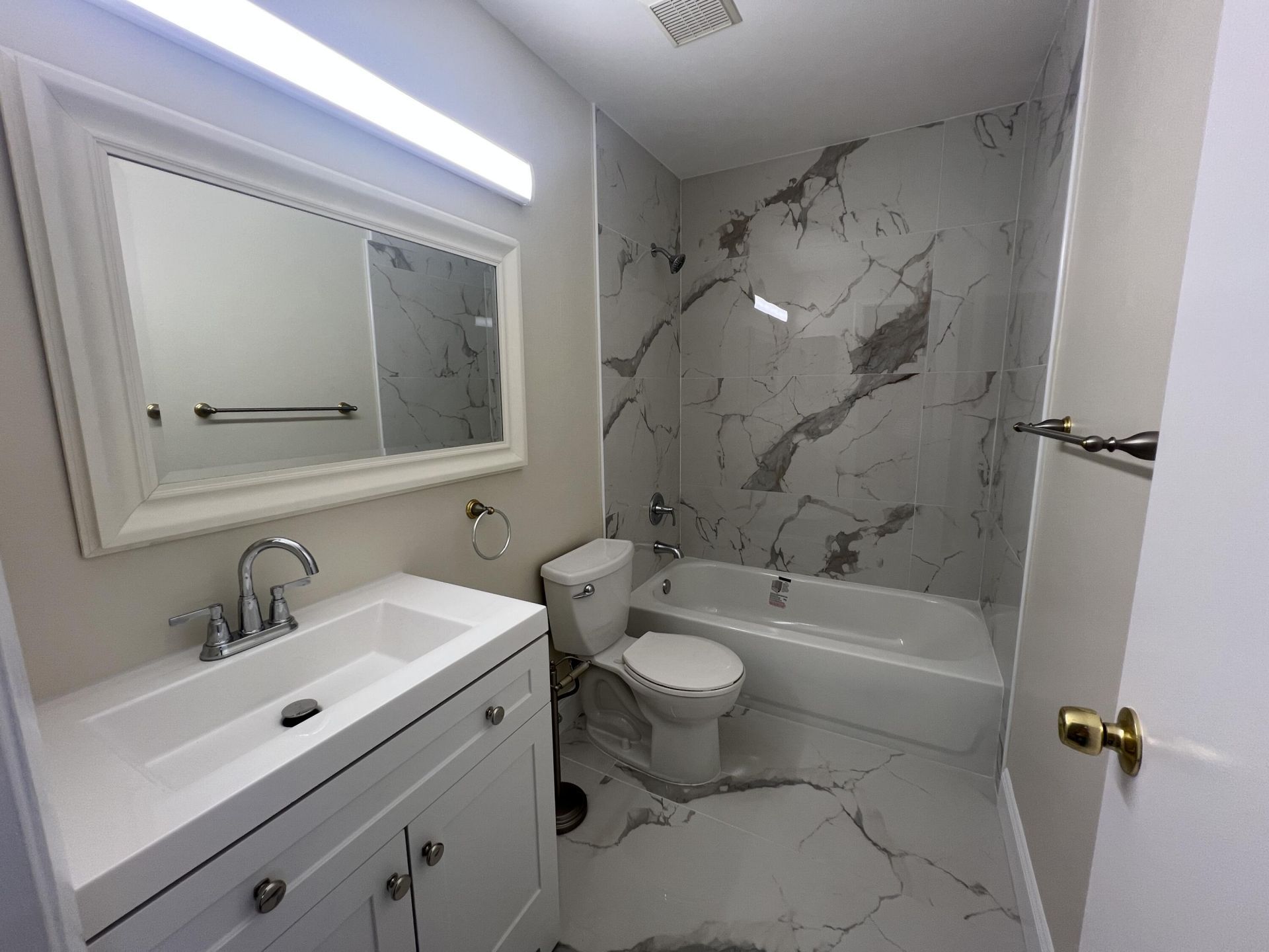 1206 Pine Sage Circle, West Palm Beach, FL 33409 Photo