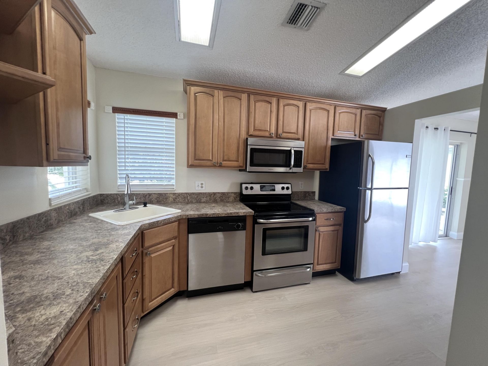 1206 Pine Sage Circle, West Palm Beach, FL 33409 Photo