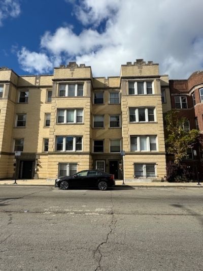 106 N Hamlin Avenue, Unit A1, Chicago, IL 60624 Main Photo