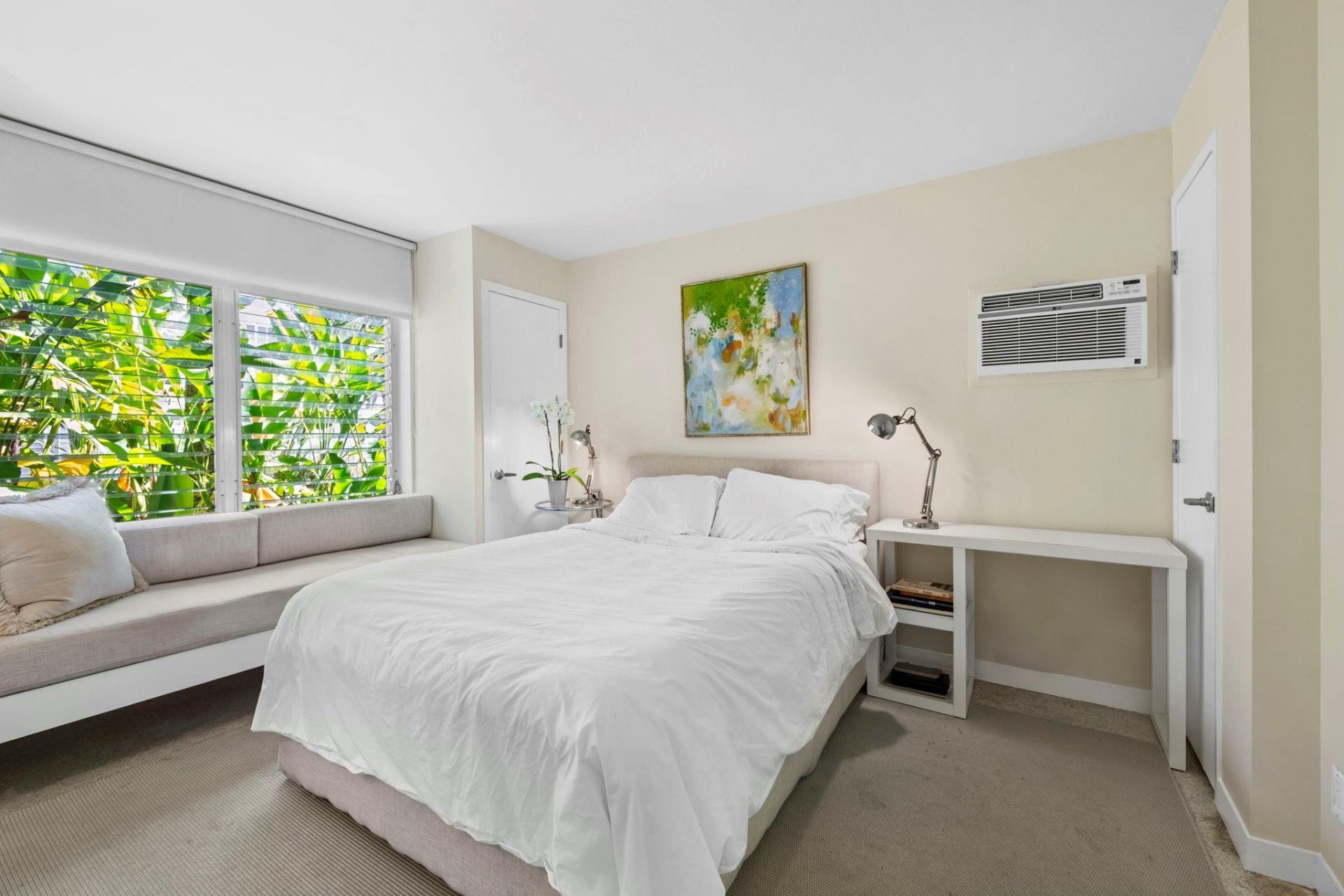 561 Bayshore Drive, Unit 5, Fort Lauderdale, FL 33304 Photo