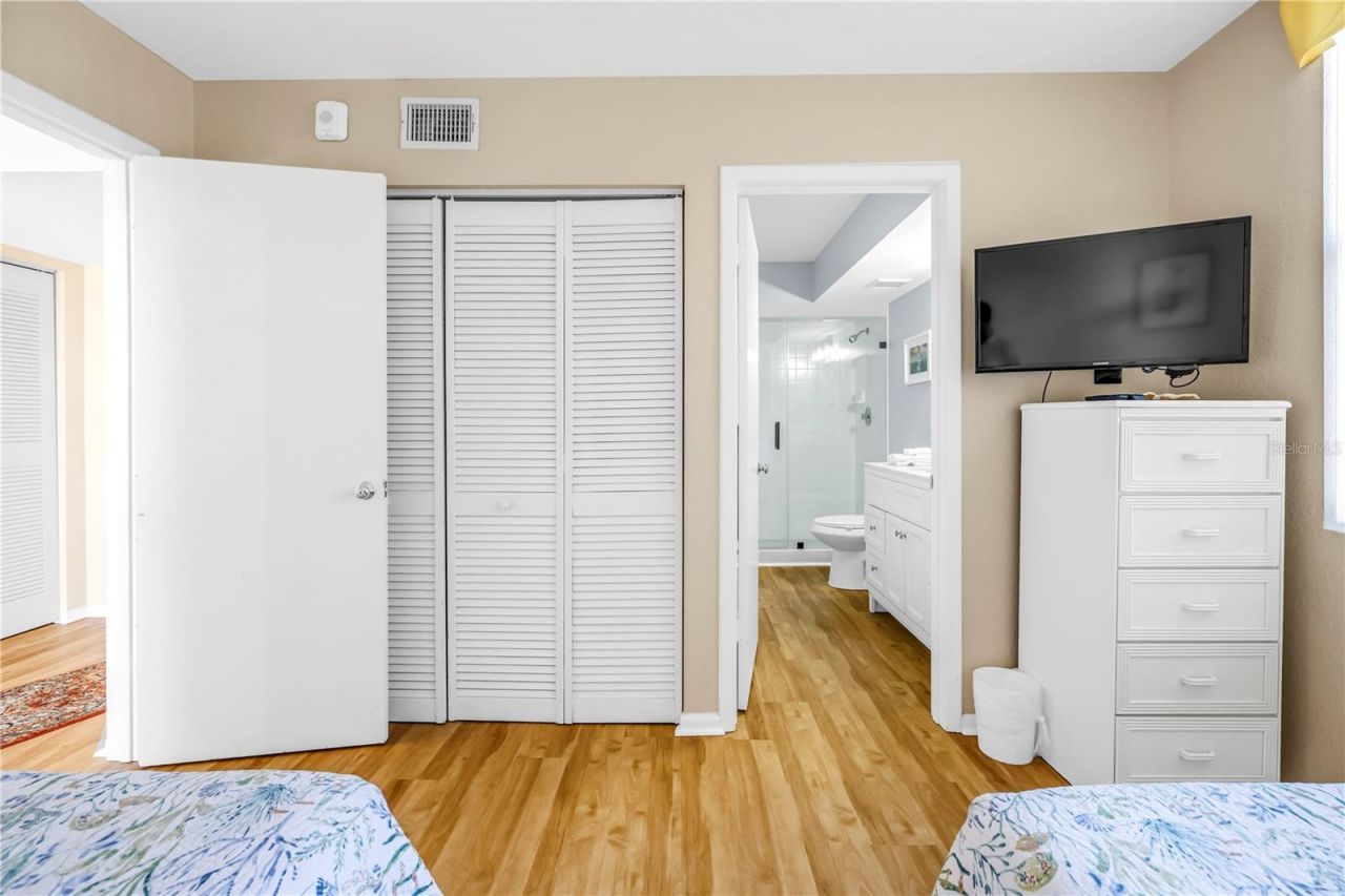 6021 Bahia Del Mar Circle, Unit 540, Saint Petersburg, FL 33715 Photo