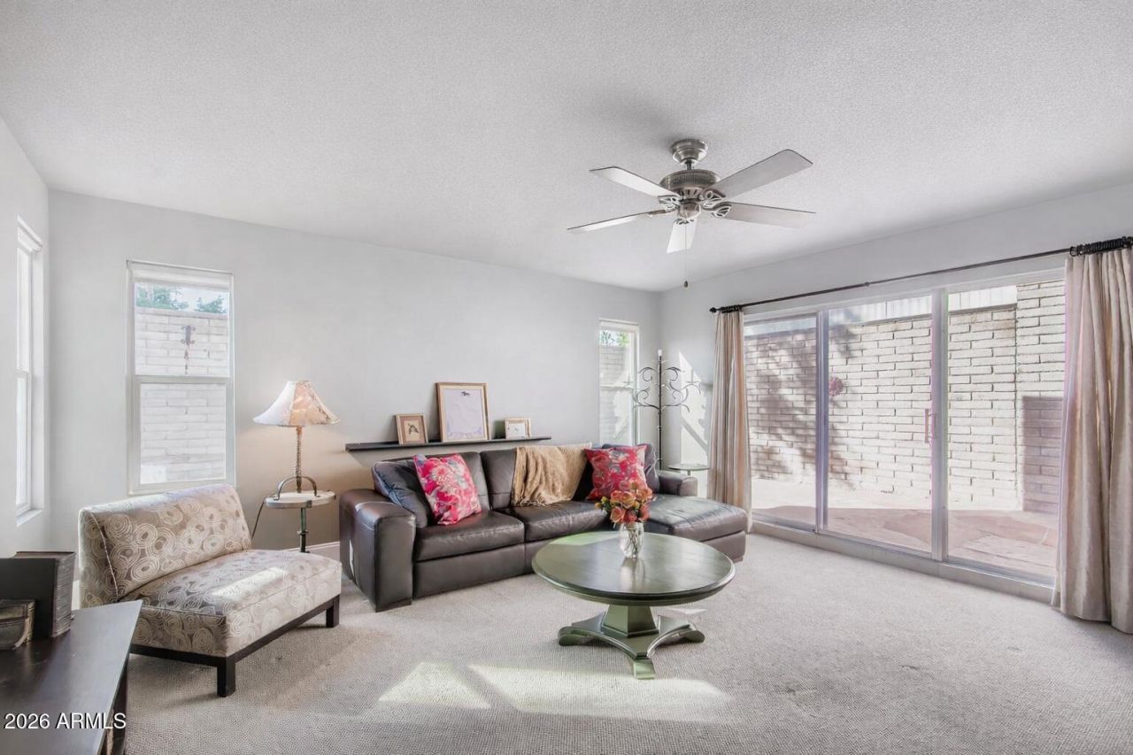 5458 N 78TH Way Scottsdale, AZ 85250