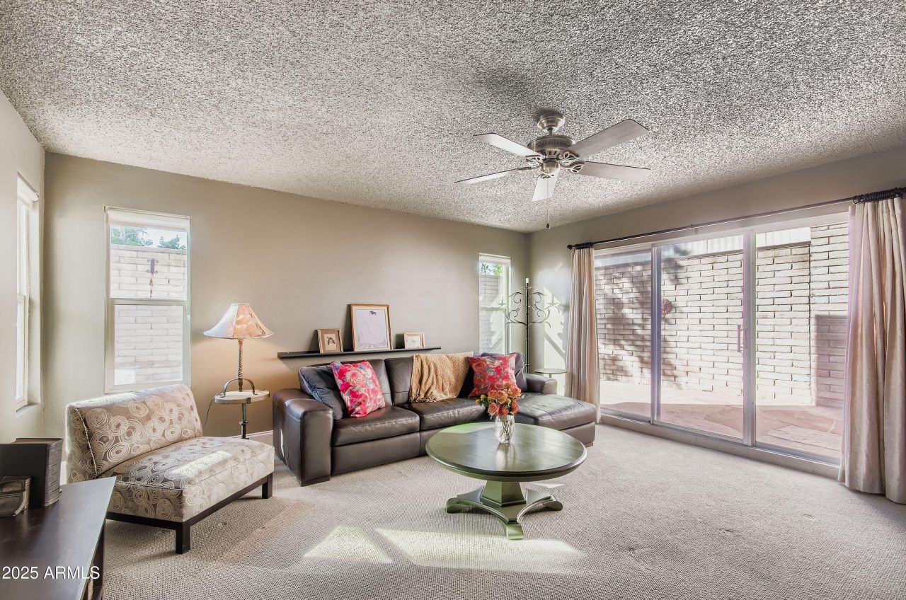 5458 N 78TH Way Scottsdale, AZ 85250