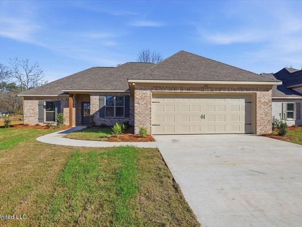 205 Anderson Oaks Drive, Pearl, MS 39208