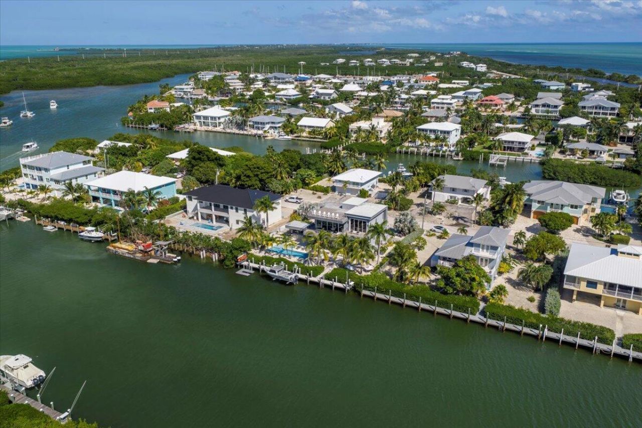 118 Avenue E, Marathon, FL 33050 Photo