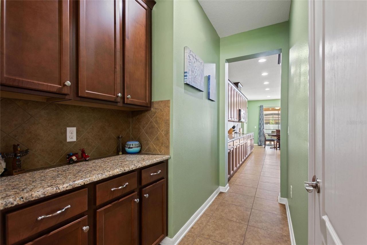 111 Onyx Court, Auburndale, FL 33823 Photo