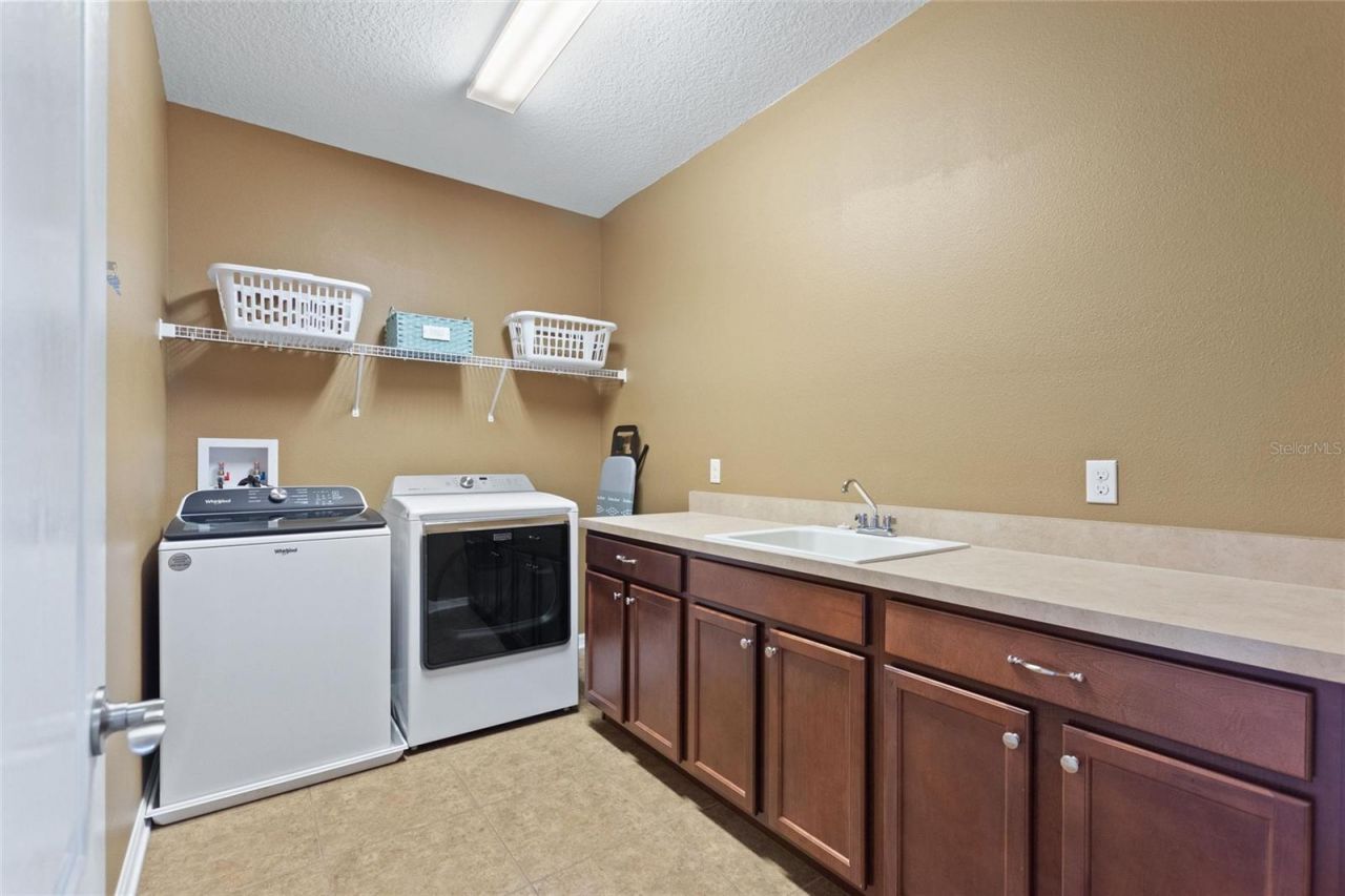 111 Onyx Court, Auburndale, FL 33823 Photo