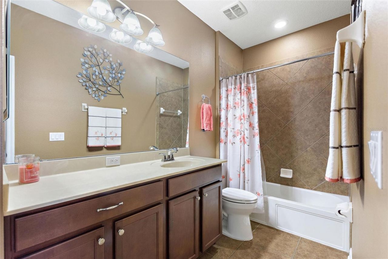 111 Onyx Court, Auburndale, FL 33823 Photo