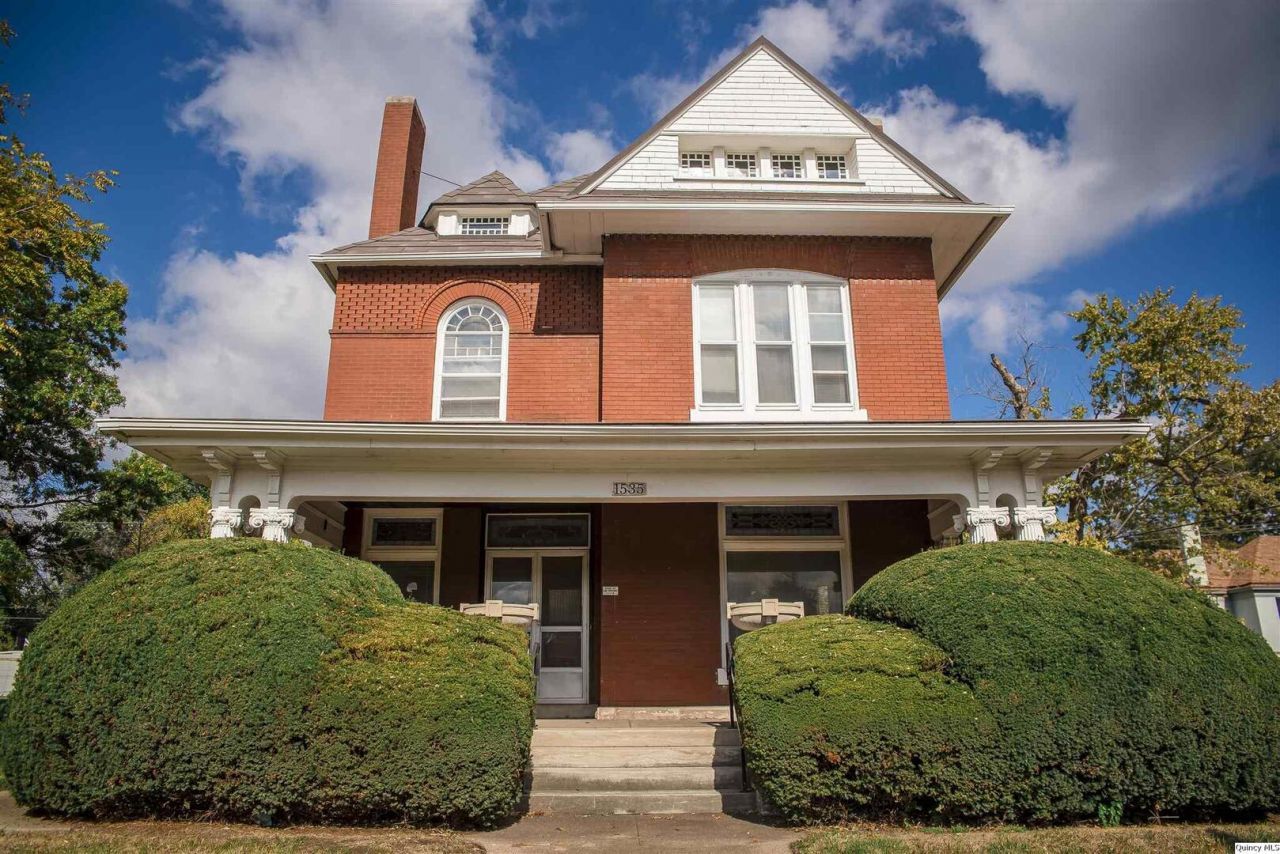 1535 Broadway, Quincy, IL 62301