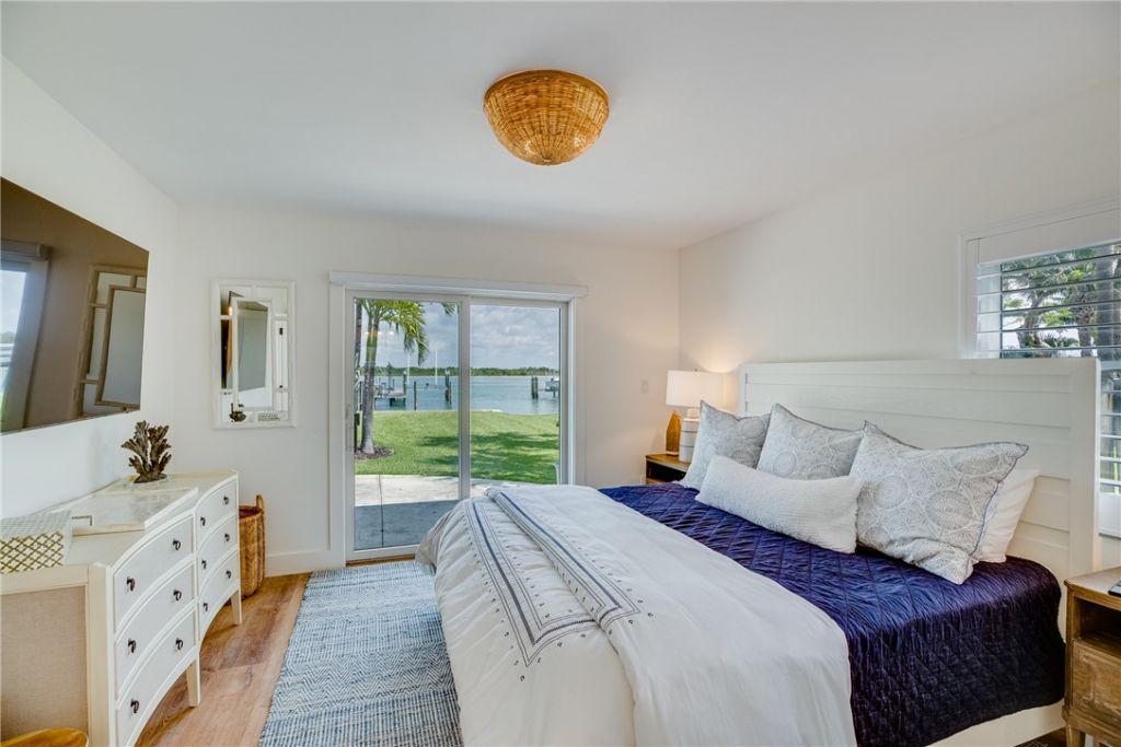 1604 Seaway Drive, Hutchinson Island, FL 34949 Photo