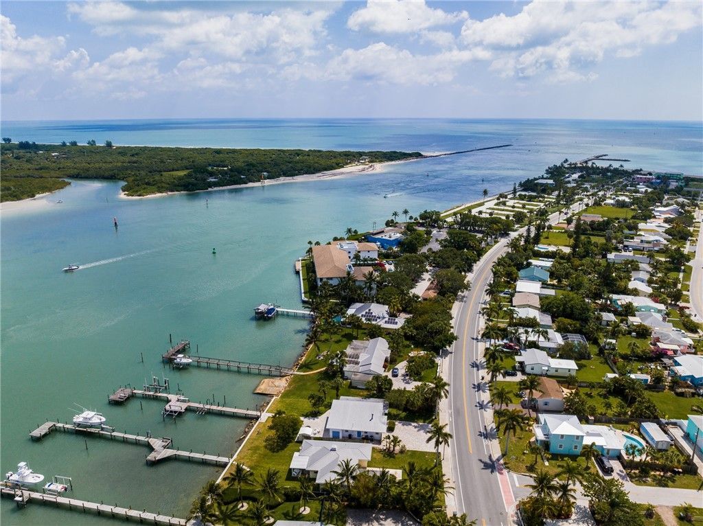 1604 Seaway Drive, Hutchinson Island, FL 34949 Photo