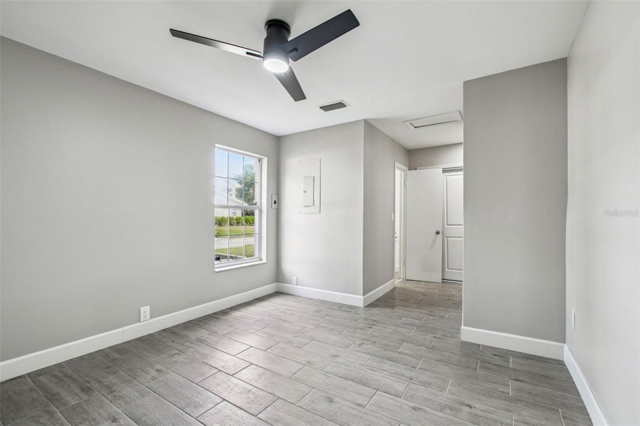 2 S Treasure Drive, Tampa, FL 33609 Photo