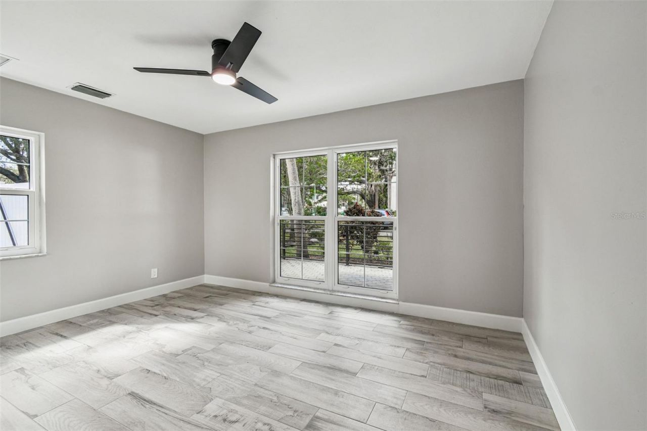 2 S Treasure Drive, Tampa, FL 33609 Photo