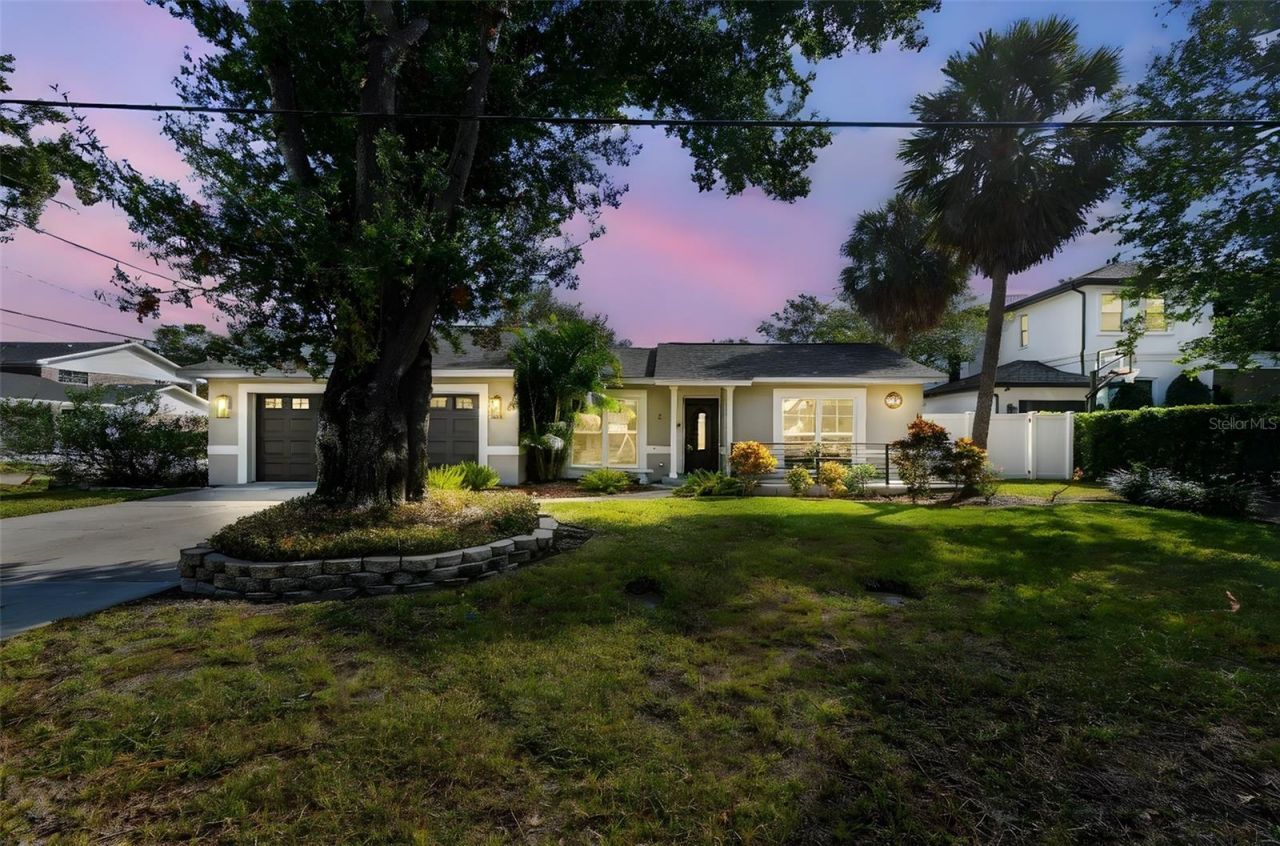 2 S Treasure Drive, Tampa, FL 33609 Photo